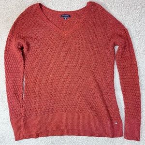 American Eagle Outfitter Rust Colored crew neck lightweight sweater size small